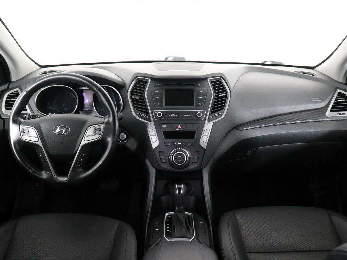 Hyundai Santa Fe с пробегом — 2017 год. Фото: #10