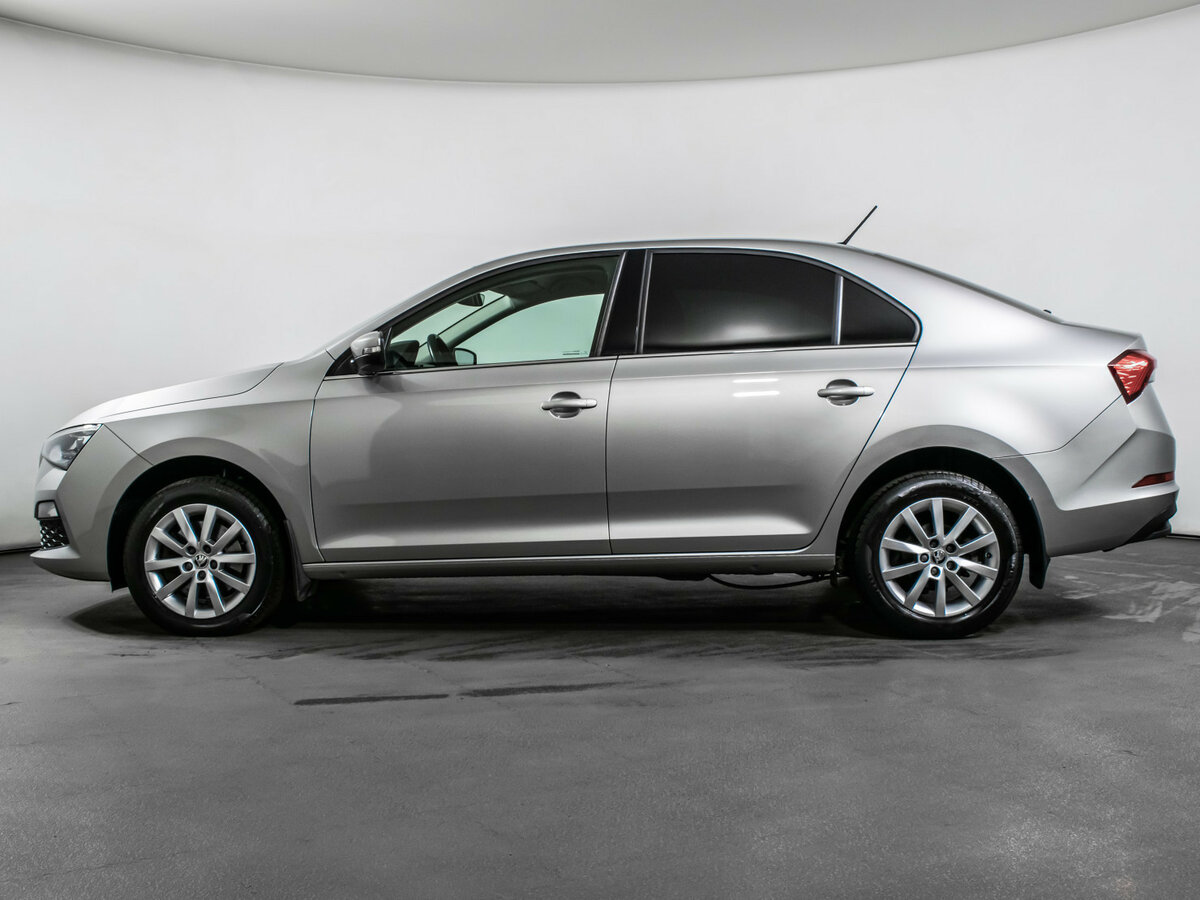 Skoda Rapid с пробегом — 2021 год. Фото: #7