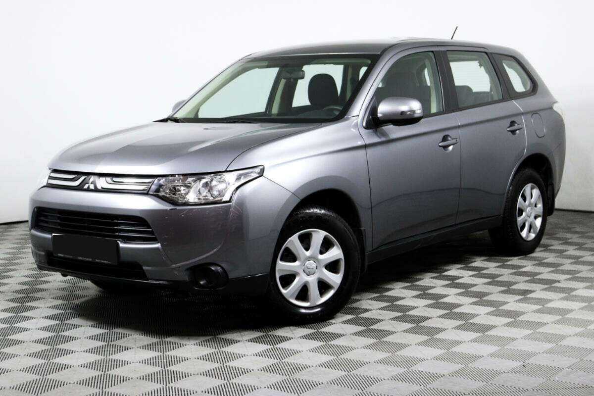 Mitsubishi Outlander с пробегом — 2012 год. Посмотреть фото