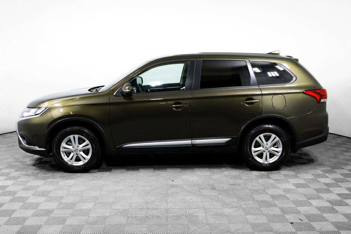 Mitsubishi Outlander с пробегом — 2020 год. Фото: #7