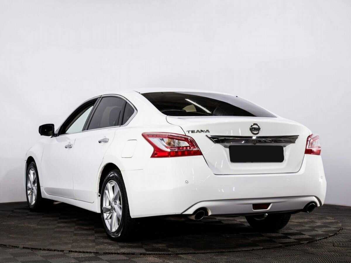 Nissan Teana с пробегом — 2015 год. Фото: #3