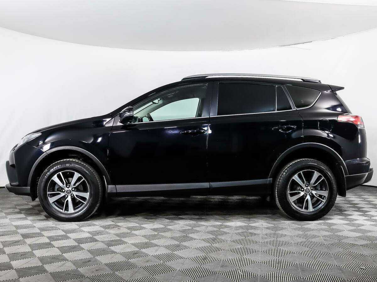 Toyota RAV4 с пробегом — 2016 год. Фото: #6