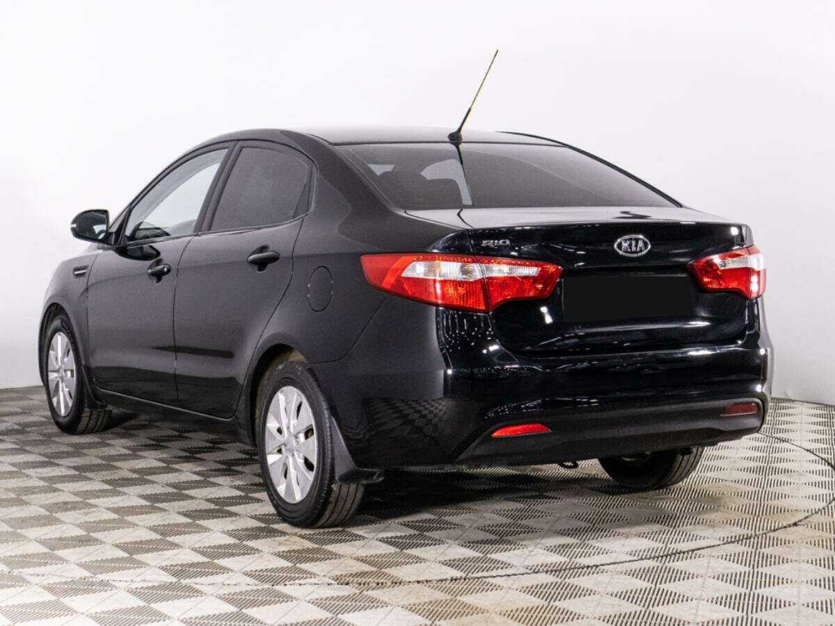Kia Rio с пробегом — 2014 год. Фото: #6