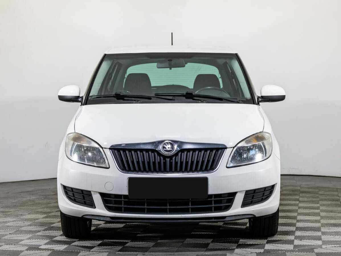 Skoda Fabia с пробегом — 2014 год. Фото: #1