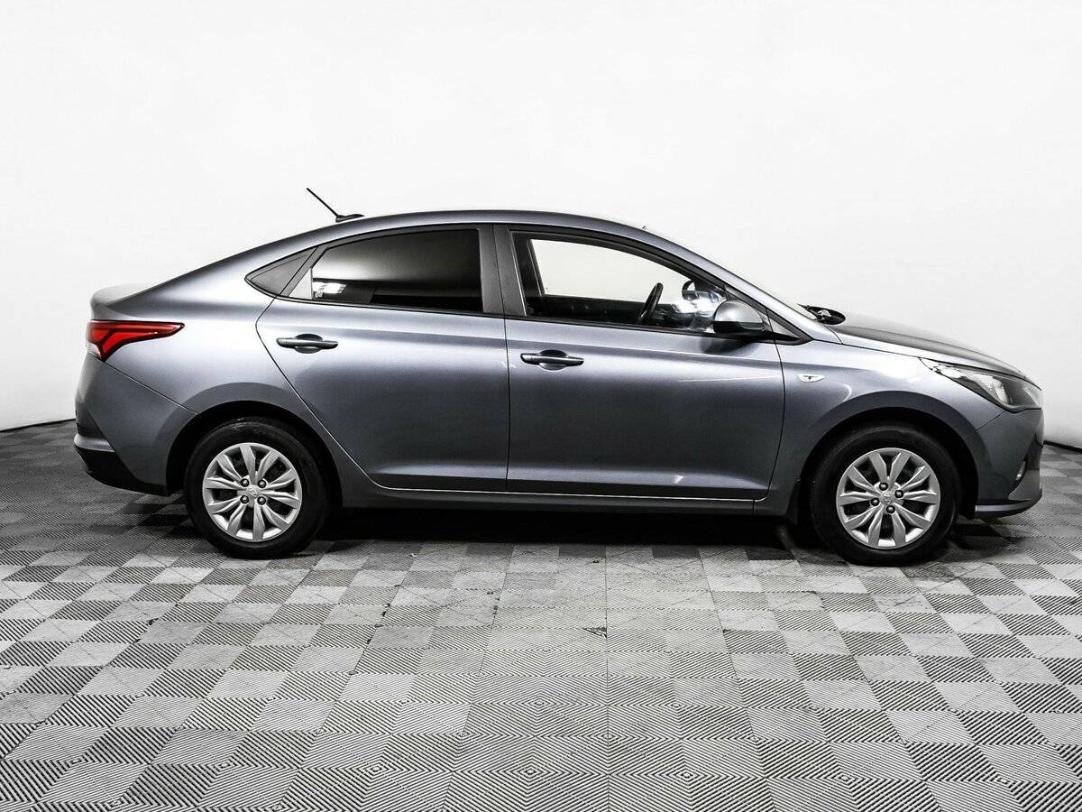 Hyundai Solaris с пробегом — 2020 год. Фото: #3