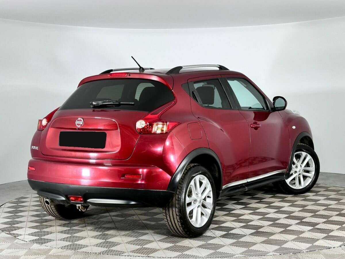 Nissan Juke с пробегом — 2012 год. Фото: #1