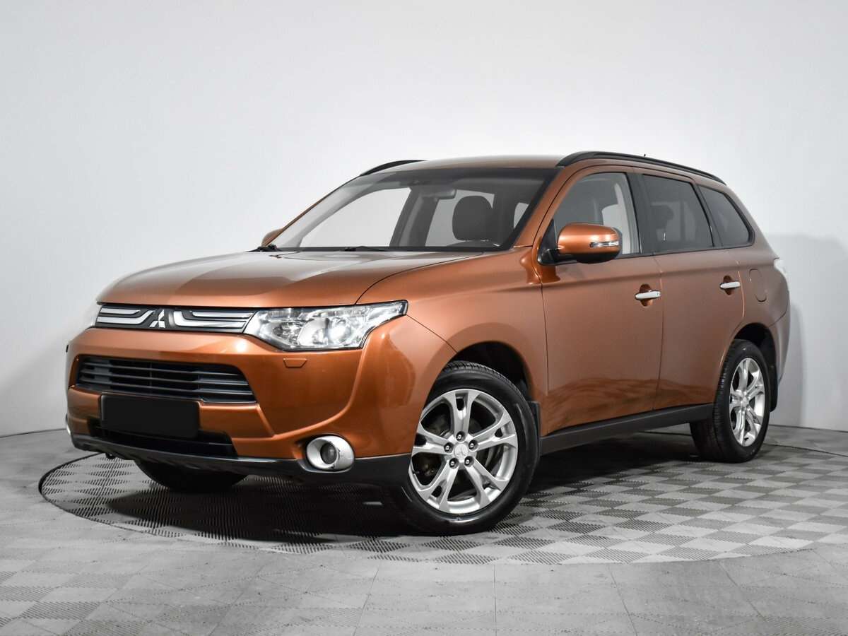 Mitsubishi Outlander с пробегом — 2012 год. Посмотреть фото