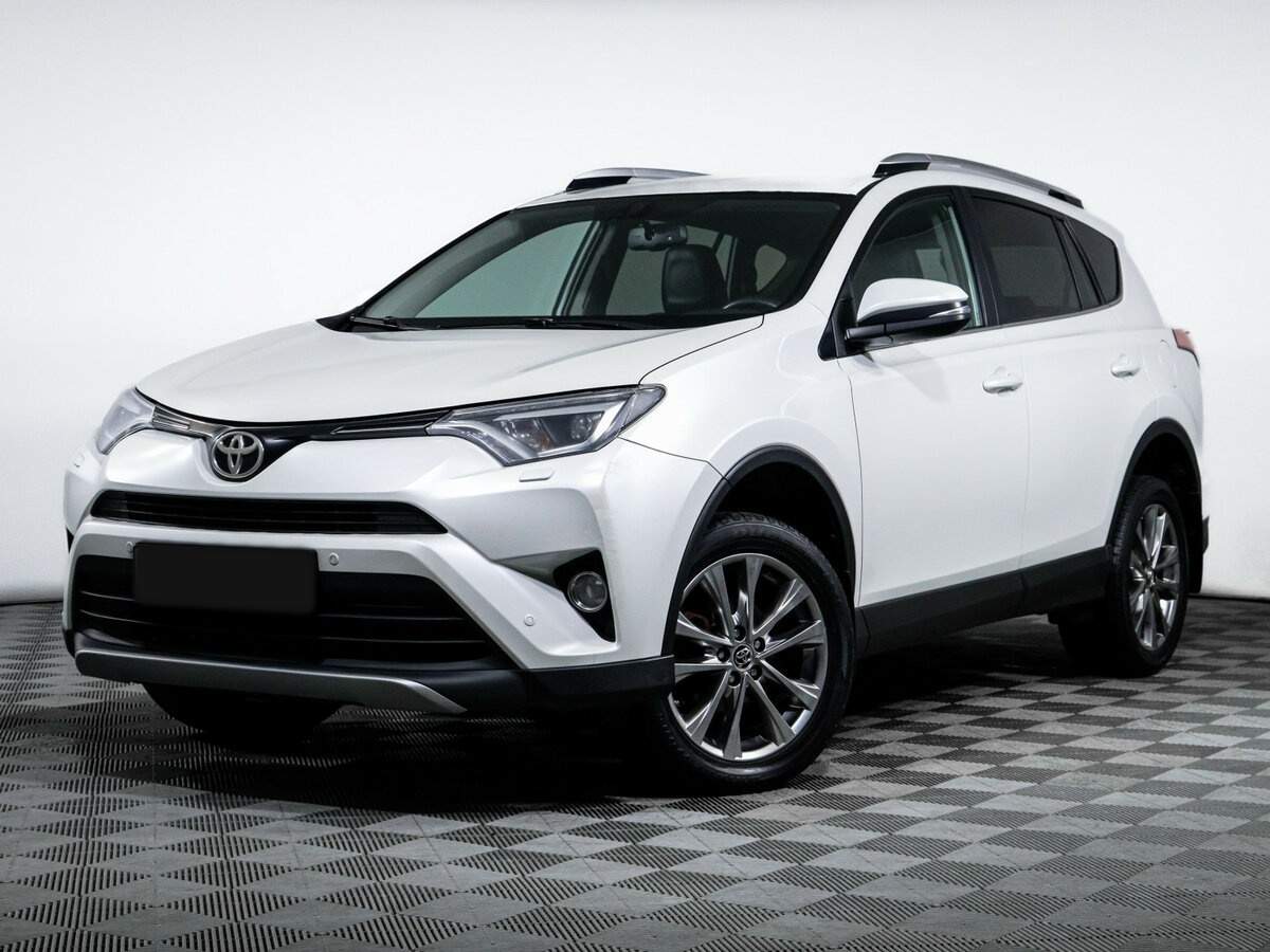 Toyota RAV4 с пробегом — 2018 год. Фото: #0