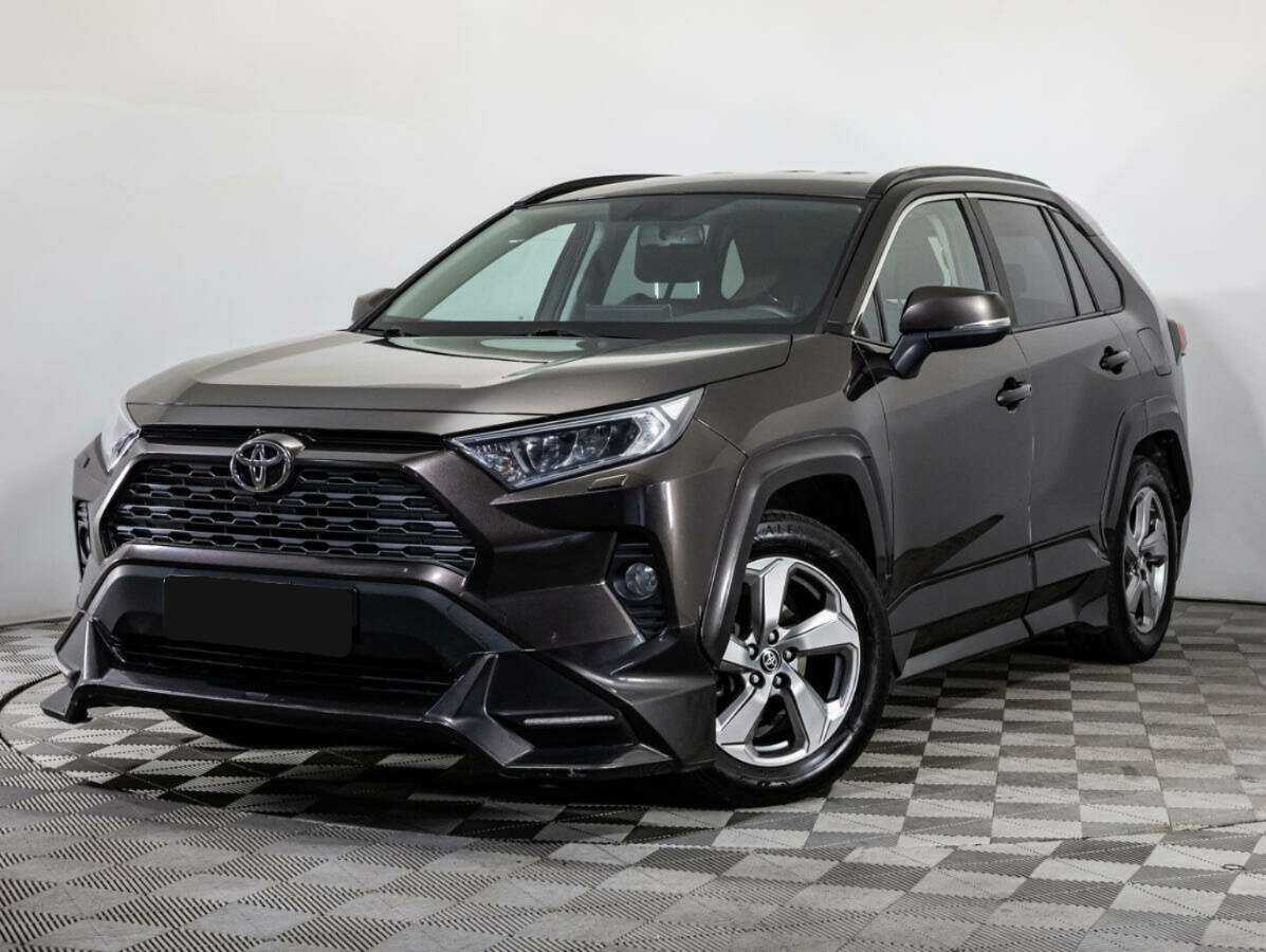 Toyota RAV4 с пробегом — 2021 год. Фото: #0