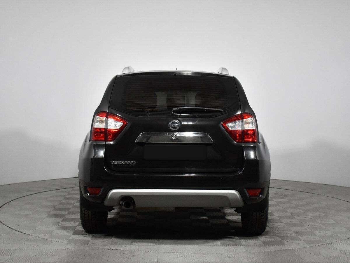 Nissan Terrano с пробегом — 2014 год. Фото: #5