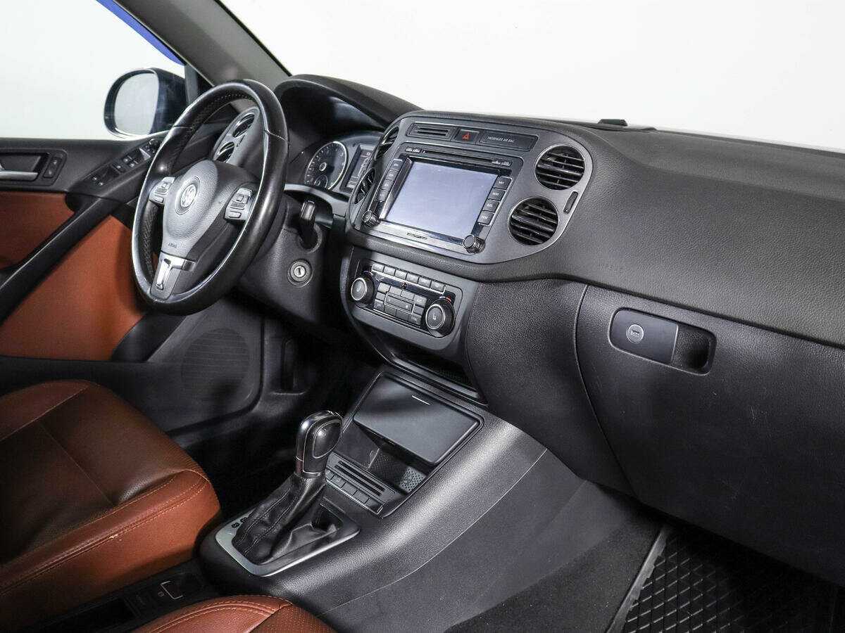 Volkswagen Tiguan с пробегом — 2013 год. Фото: #6