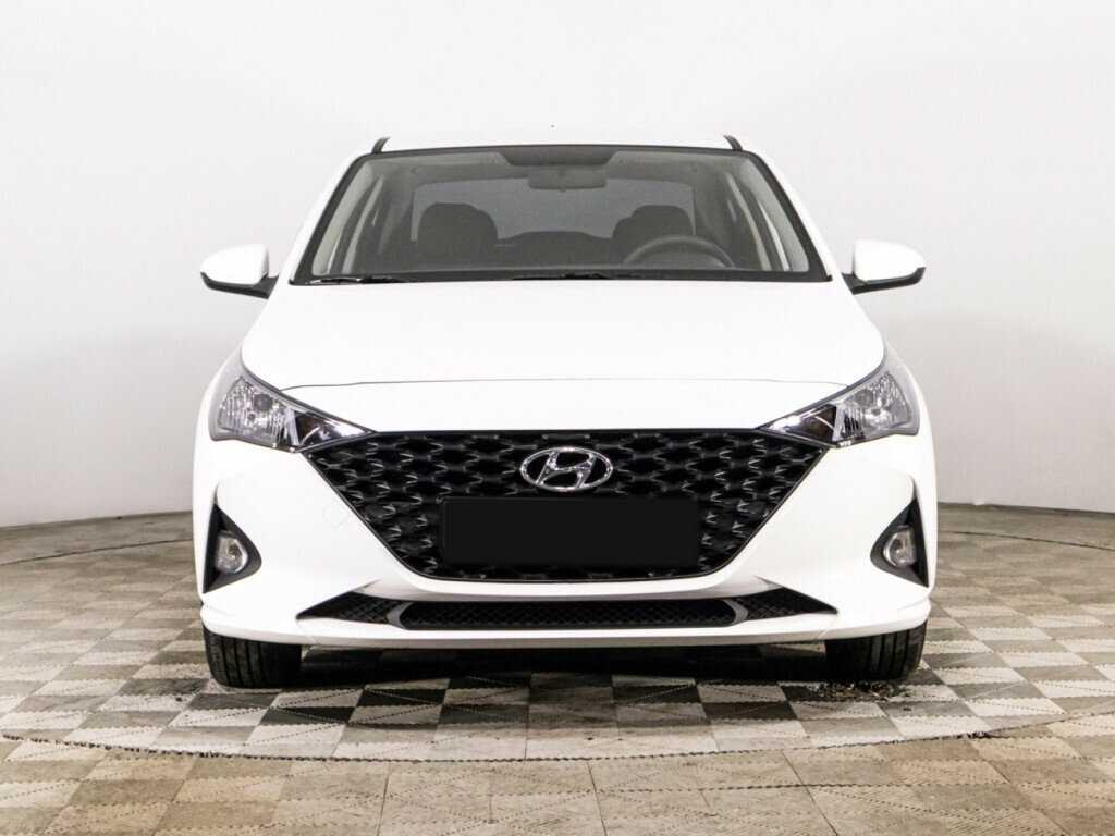 Hyundai Solaris с пробегом — 2022 год. Фото: #1