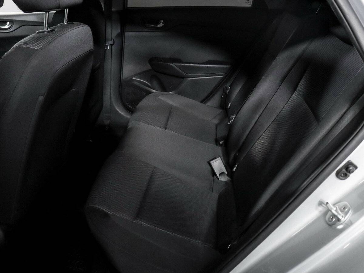 Hyundai Solaris с пробегом — 2018 год. Фото: #7