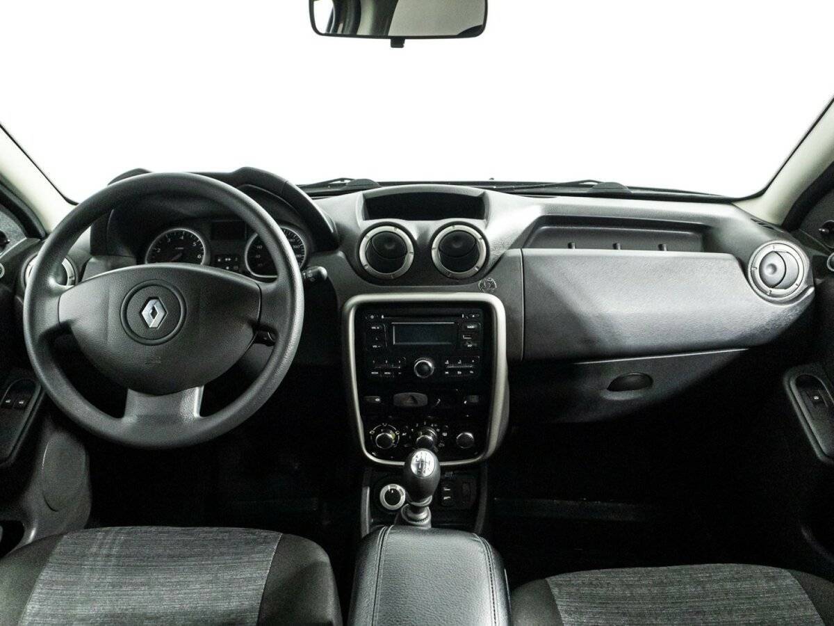 Renault Duster с пробегом — 2014 год. Фото: #12