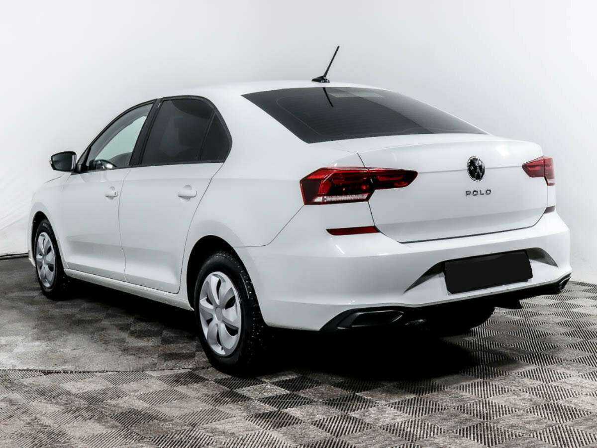 Volkswagen Polo с пробегом — 2021 год. Фото: #5