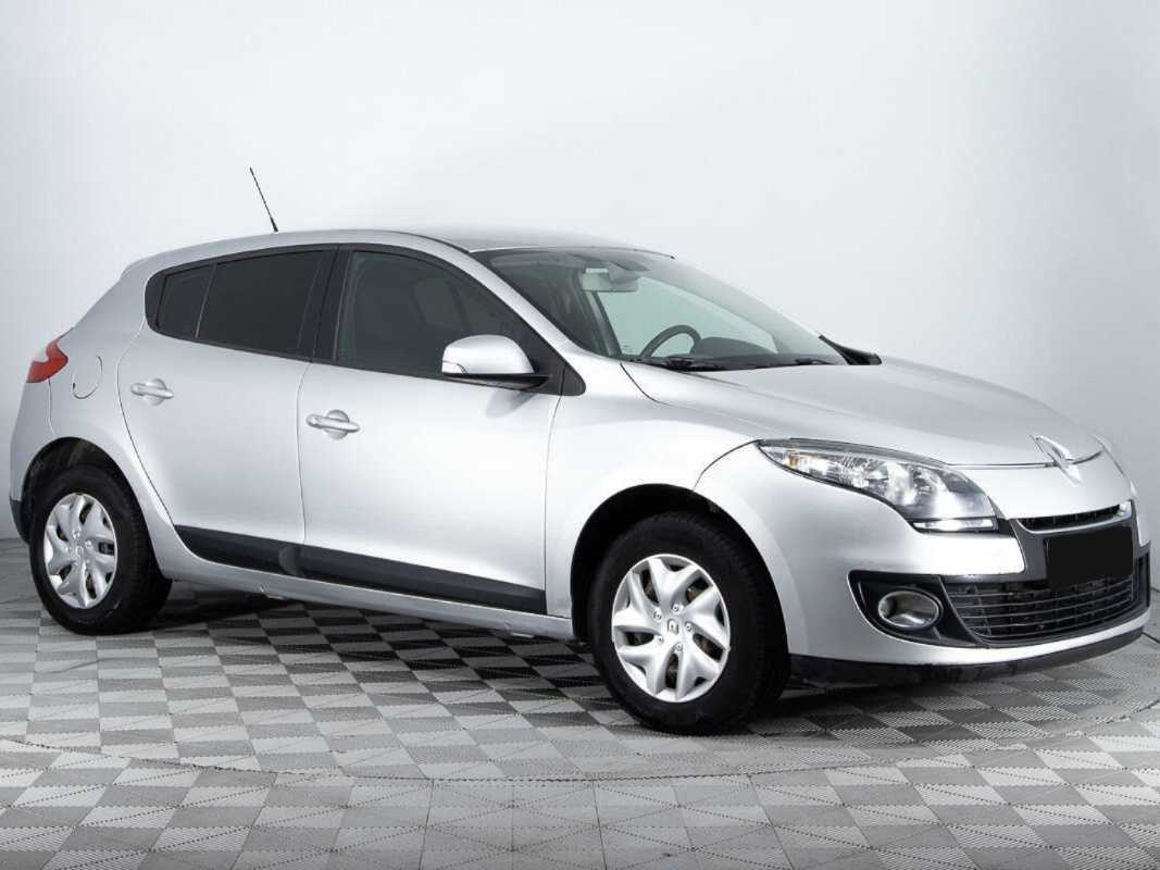 Renault Megane с пробегом — 2012 год. Фото: #2