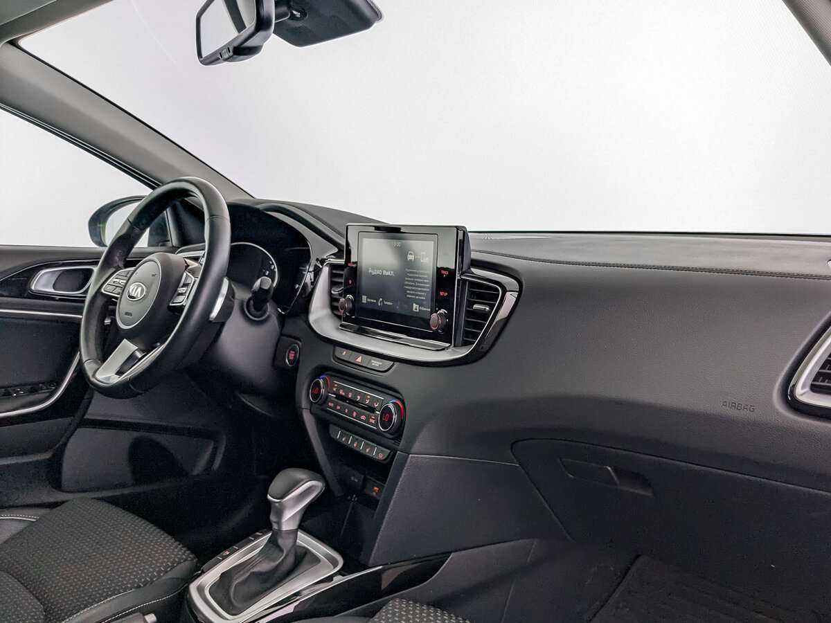 Kia Ceed с пробегом — 2021 год. Фото: #8
