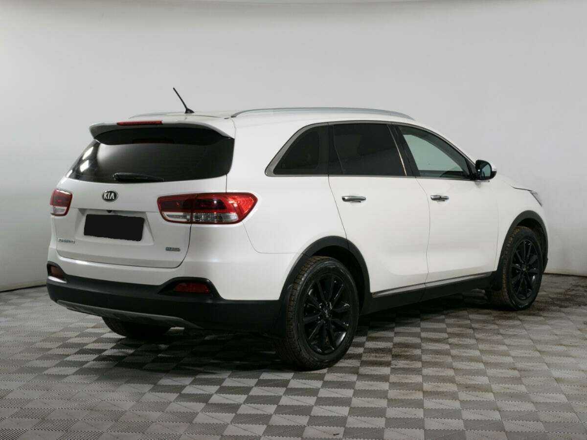 Kia Sorento с пробегом — 2016 год. Фото: #4