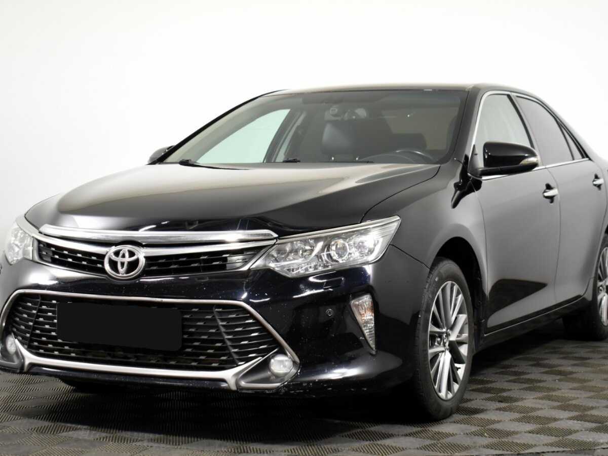 Toyota Camry с пробегом — 2017 год. Посмотреть фото