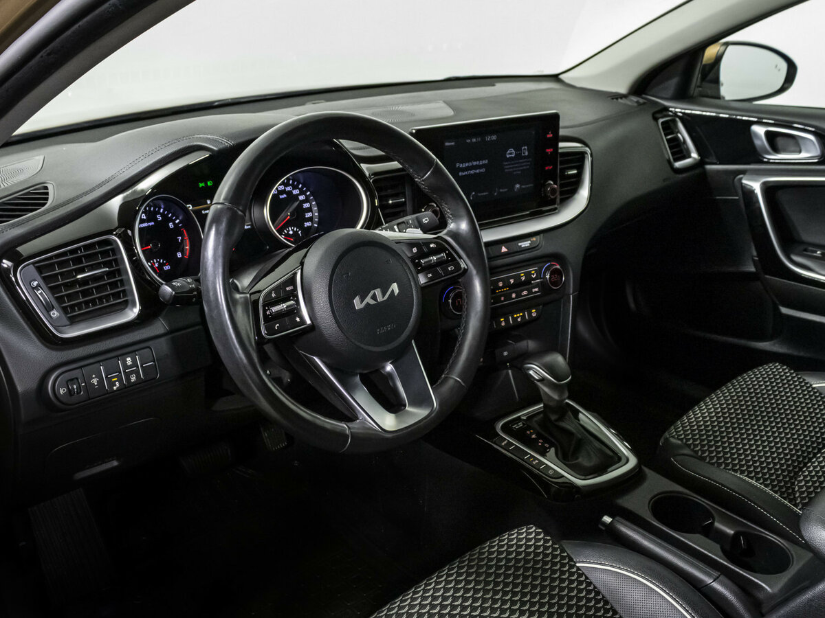 Kia Ceed с пробегом — 2022 год. Фото: #8