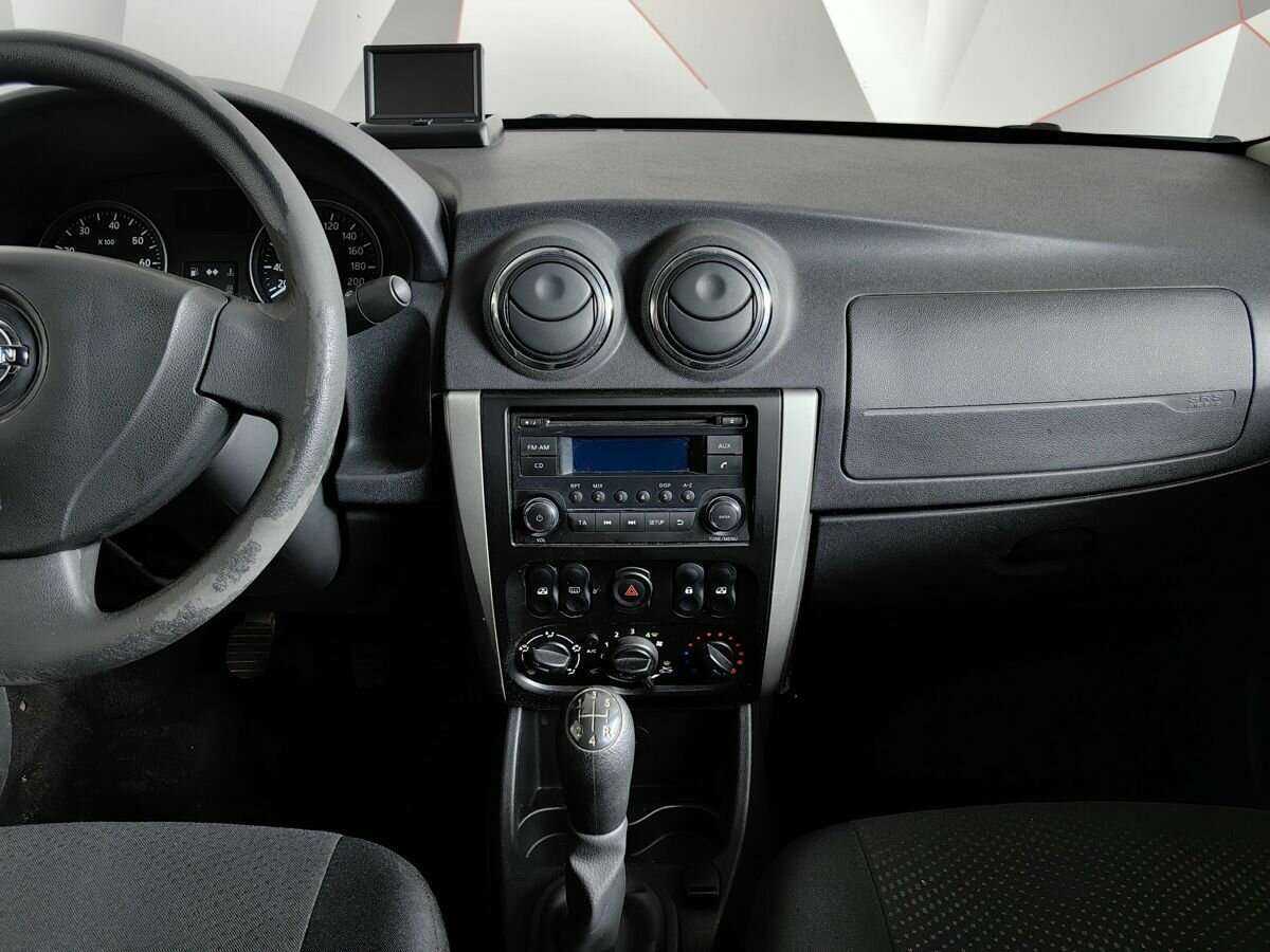 Nissan Almera с пробегом — 2018 год. Фото: #10