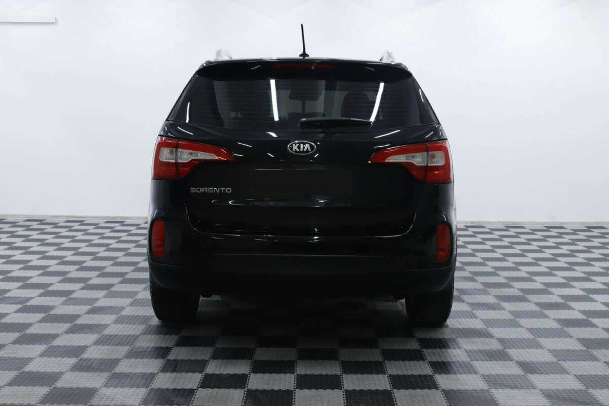 Kia Sorento с пробегом — 2016 год. Фото: #5