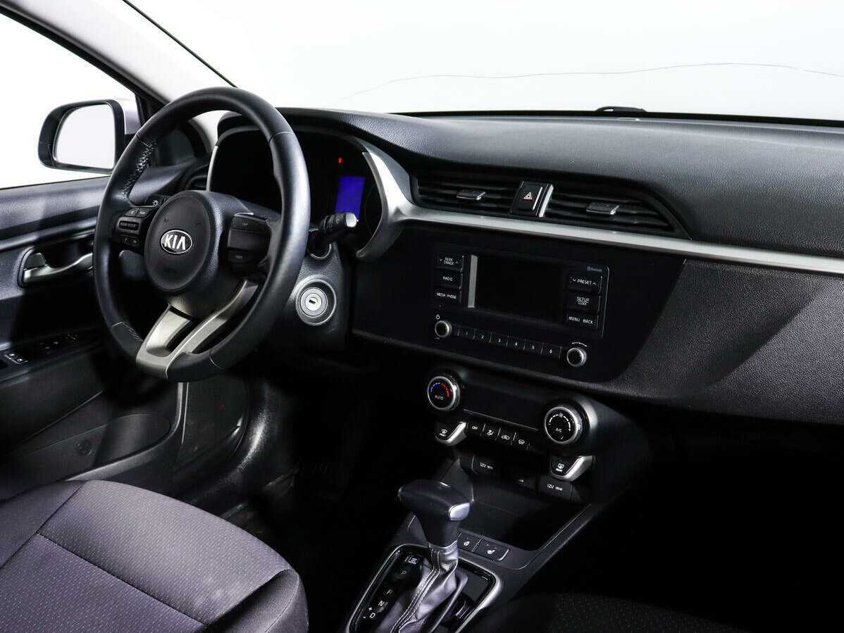 Kia Rio с пробегом — 2021 год. Фото: #6