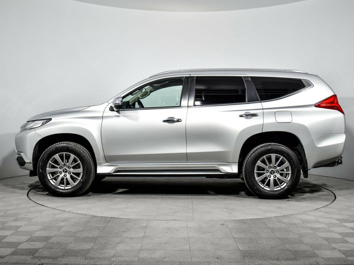 Mitsubishi Pajero Sport с пробегом — 2018 год. Фото: #6