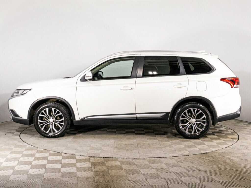 Mitsubishi Outlander с пробегом — 2018 год. Фото: #7