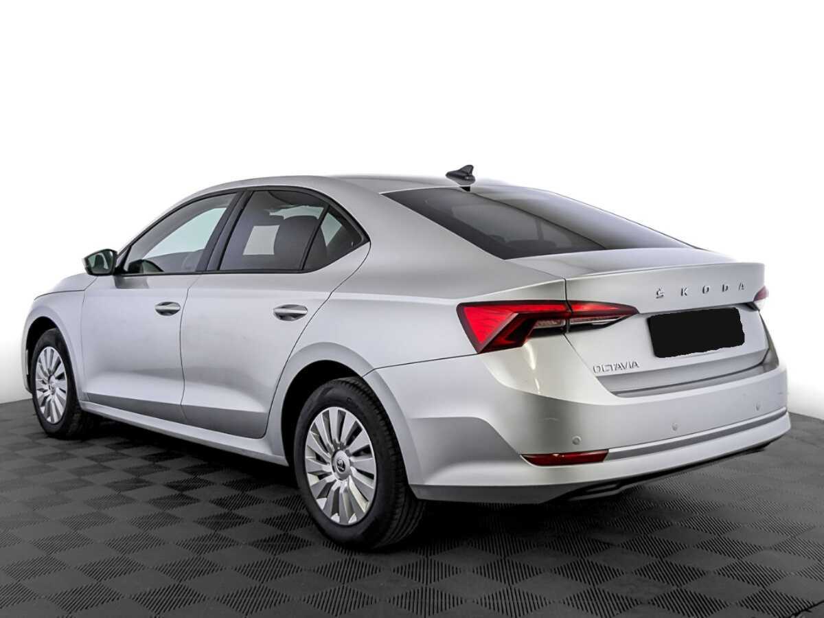 Skoda Octavia с пробегом — 2021 год. Фото: #6