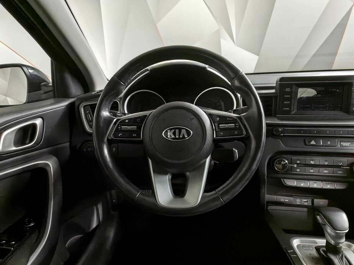 Kia Ceed с пробегом — 2018 год. Фото: #14