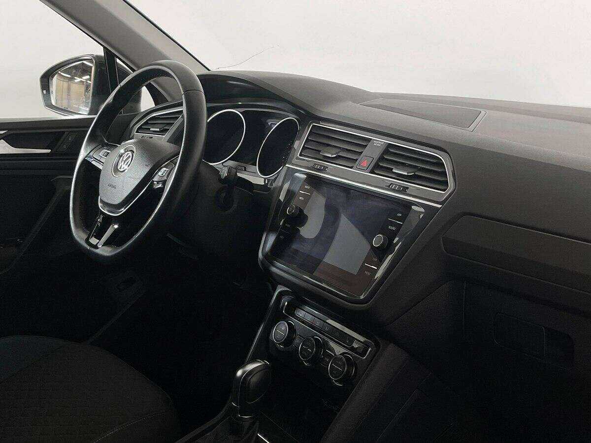 Volkswagen Tiguan с пробегом — 2019 год. Фото: #8