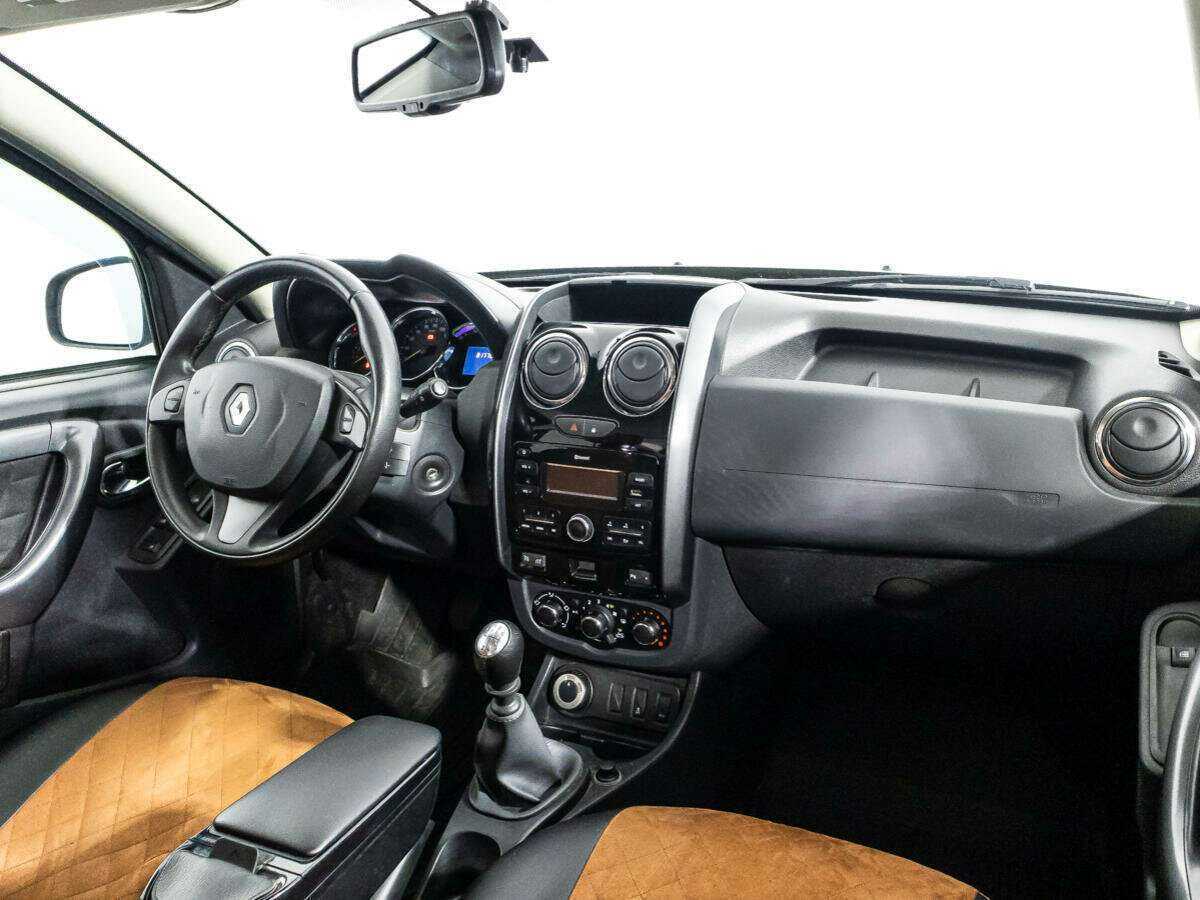 Renault Duster с пробегом — 2017 год. Фото: #8