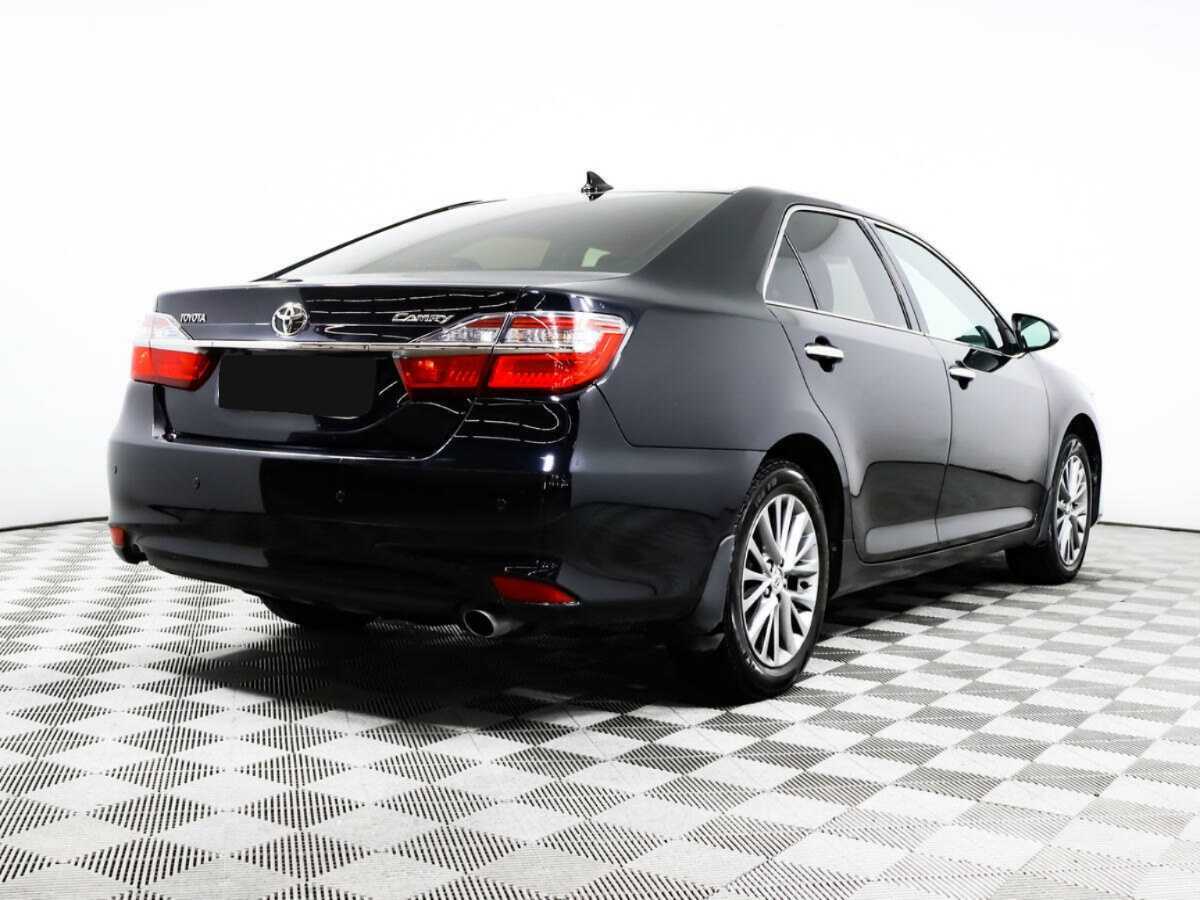 Toyota Camry с пробегом — 2015 год. Фото: #4
