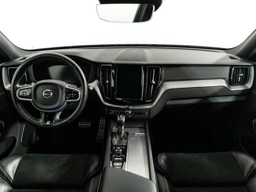Volvo XC60 с пробегом — 2018 год. Фото: #12