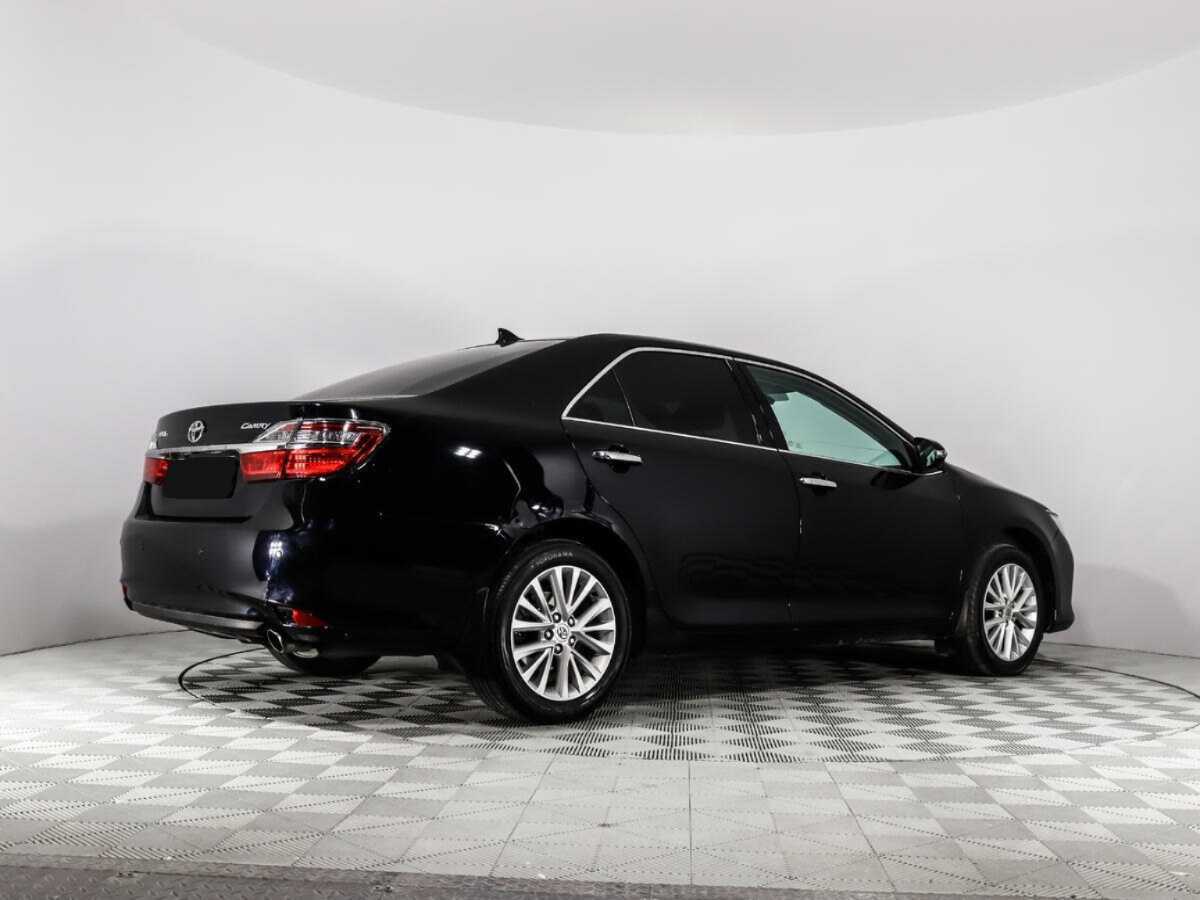 Toyota Camry с пробегом — 2015 год. Фото: #4