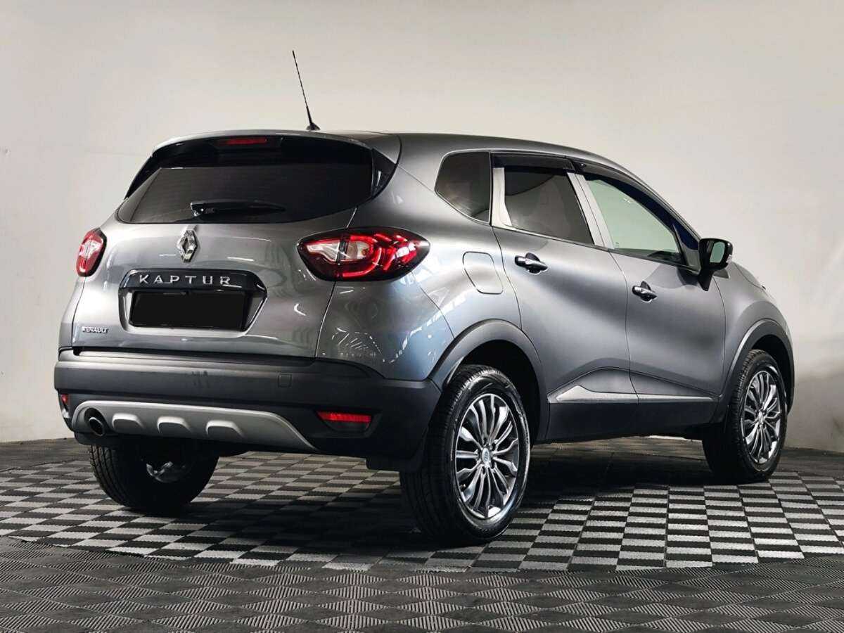 Renault Kaptur с пробегом — 2016 год. Фото: #3