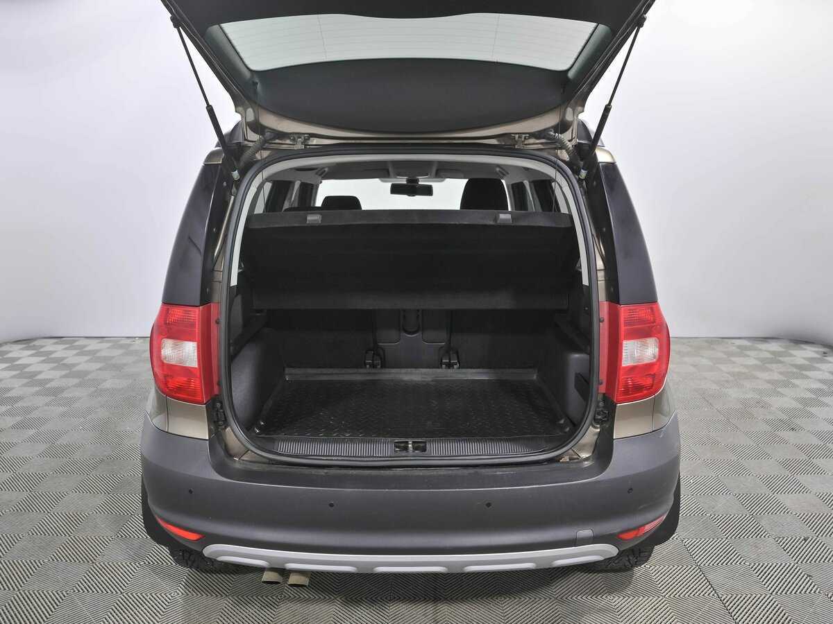 Skoda Yeti с пробегом — 2012 год. Фото: #17