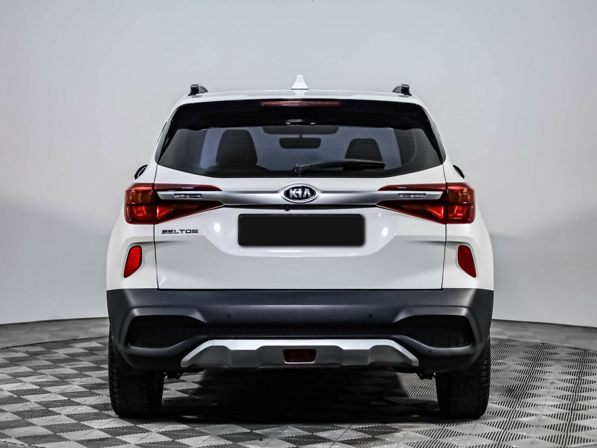 Kia Seltos с пробегом — 2021 год. Фото: #4