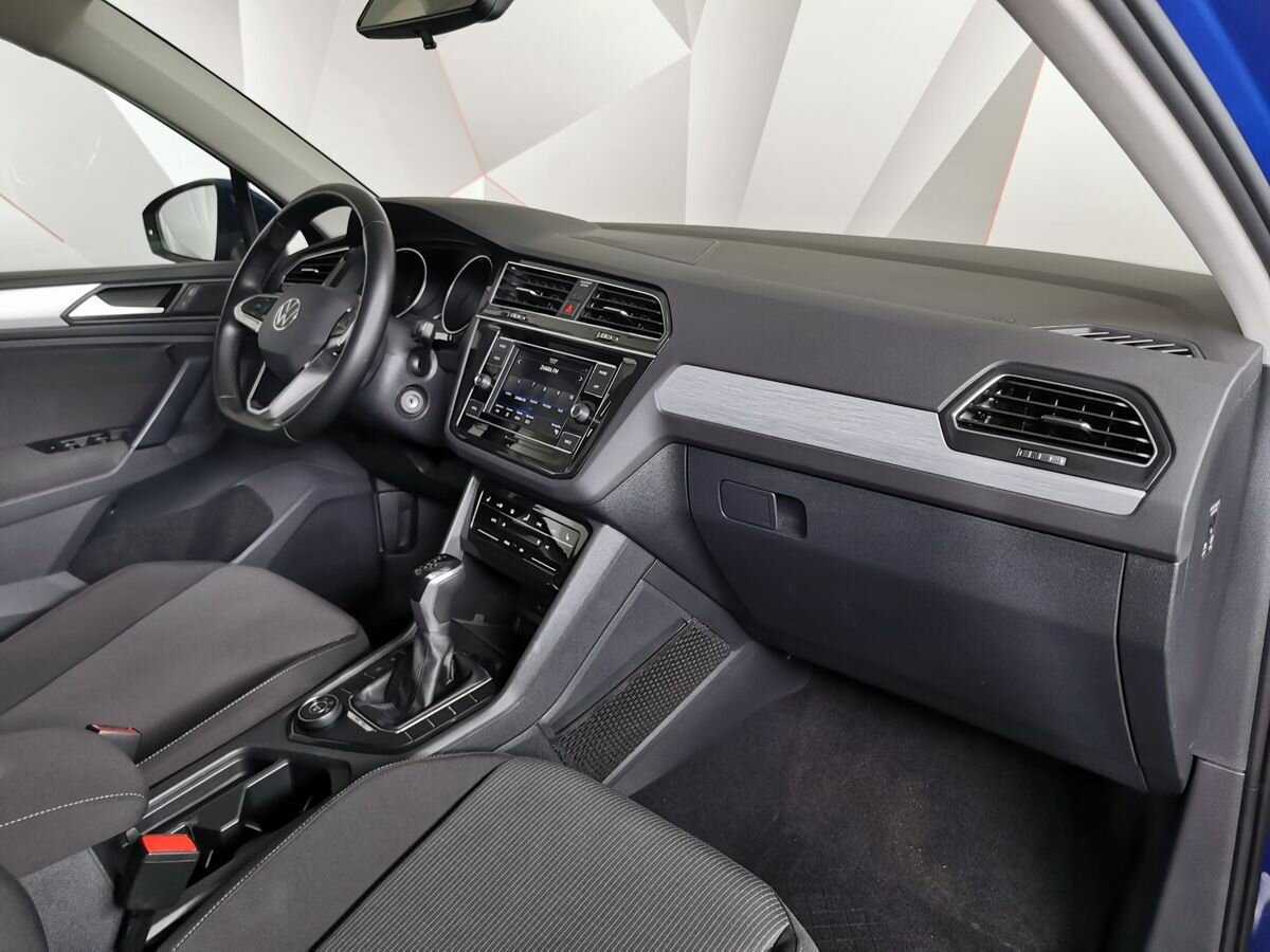 Volkswagen Tiguan с пробегом — 2021 год. Фото: #8