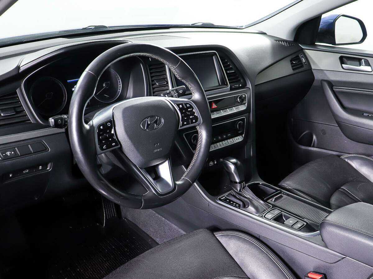 Hyundai Sonata с пробегом — 2018 год. Фото: #12