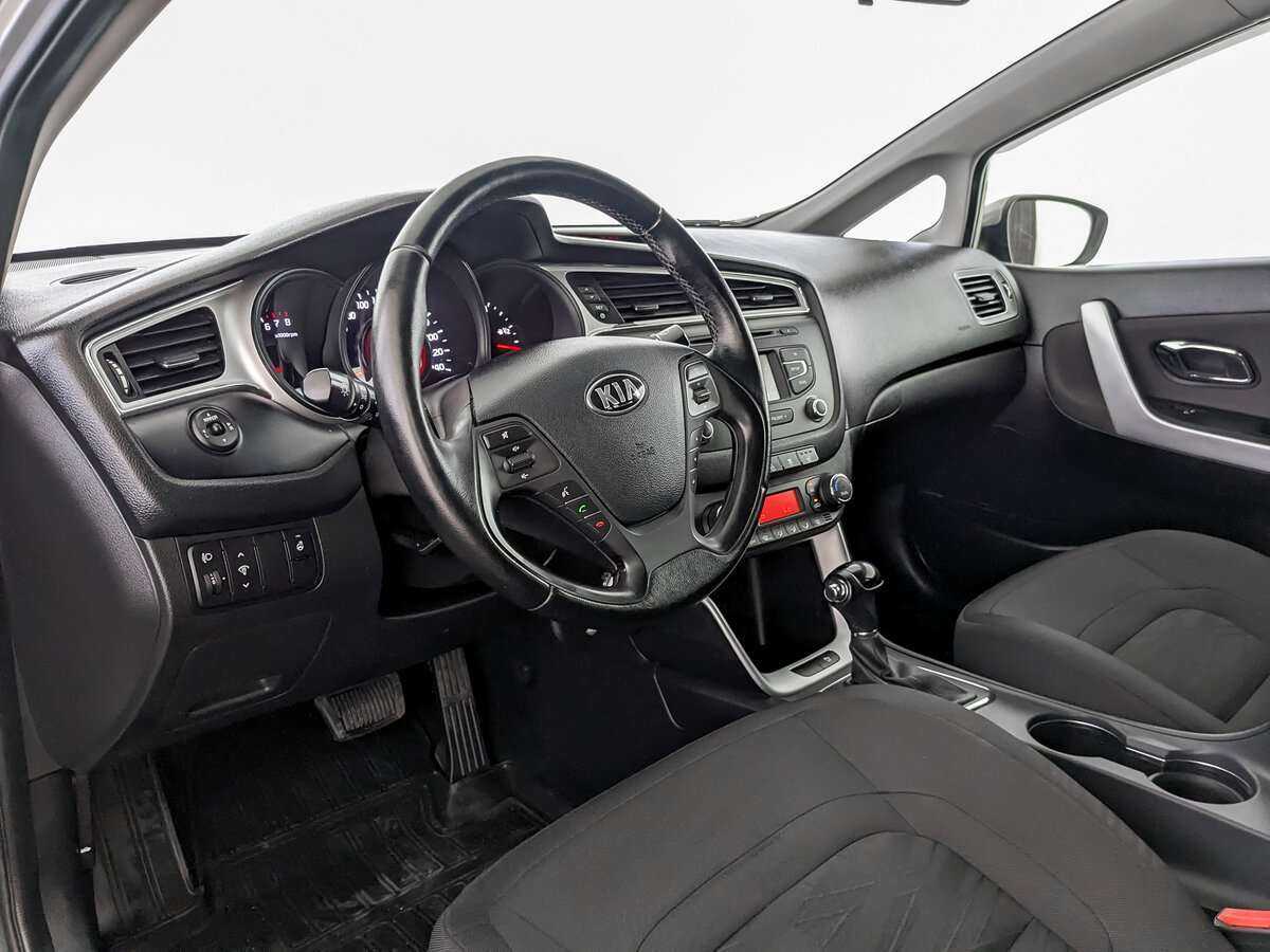 Kia Ceed с пробегом — 2017 год. Фото: #15