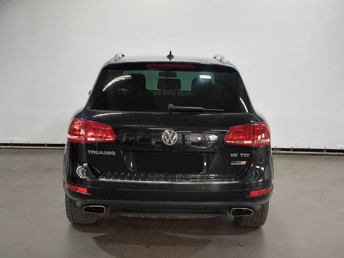 Volkswagen Touareg с пробегом — 2013 год. Фото: #5