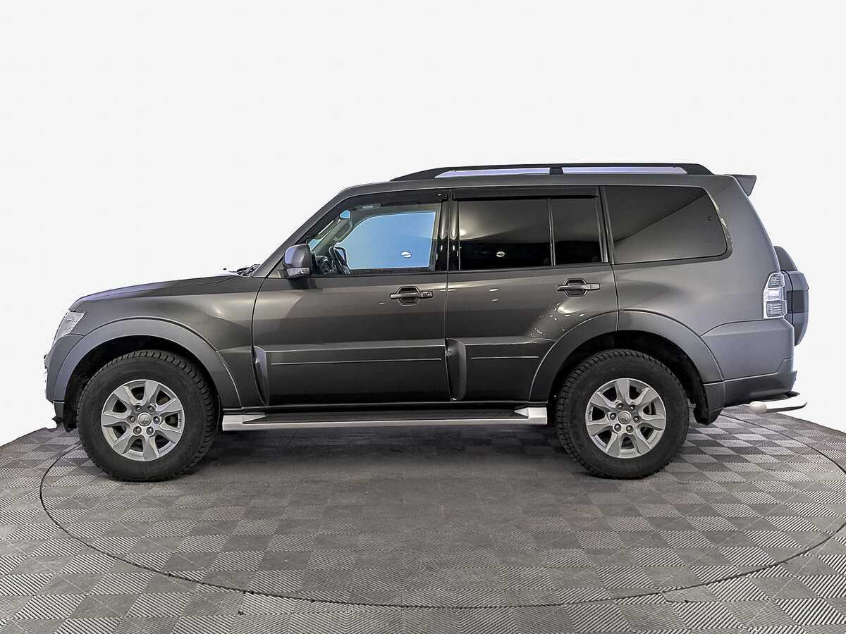 Mitsubishi Pajero с пробегом — 2018 год. Фото: #7