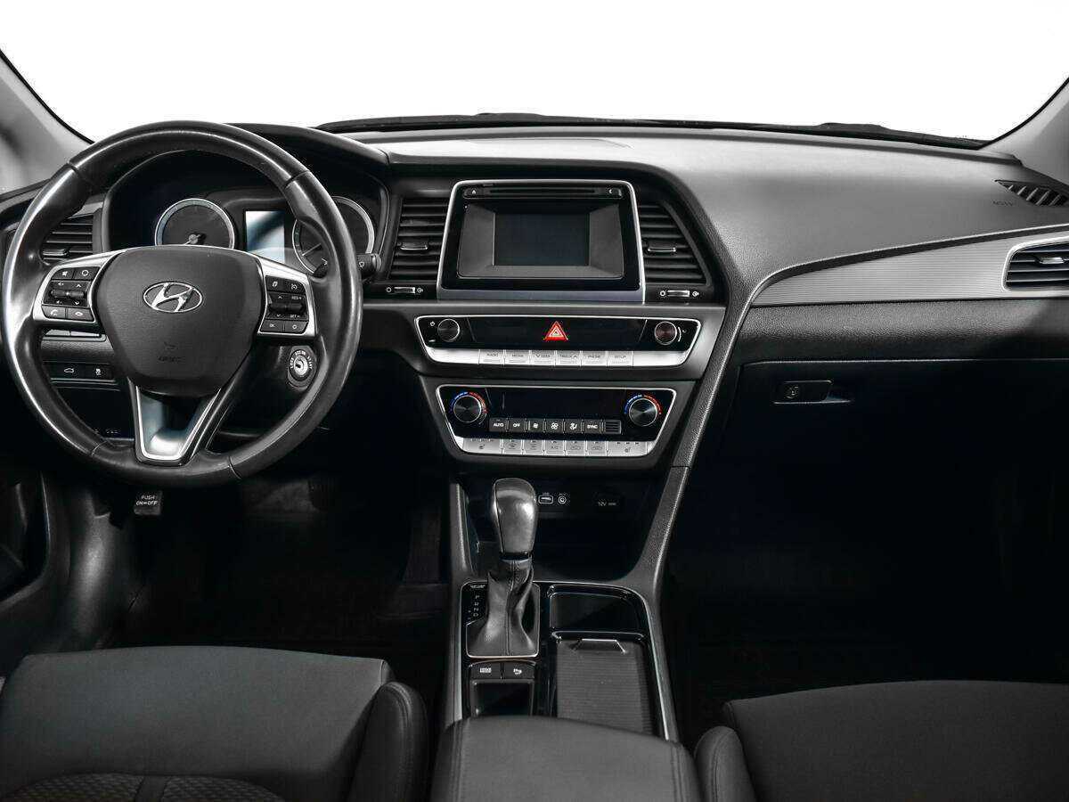 Hyundai Sonata с пробегом — 2017 год. Фото: #11