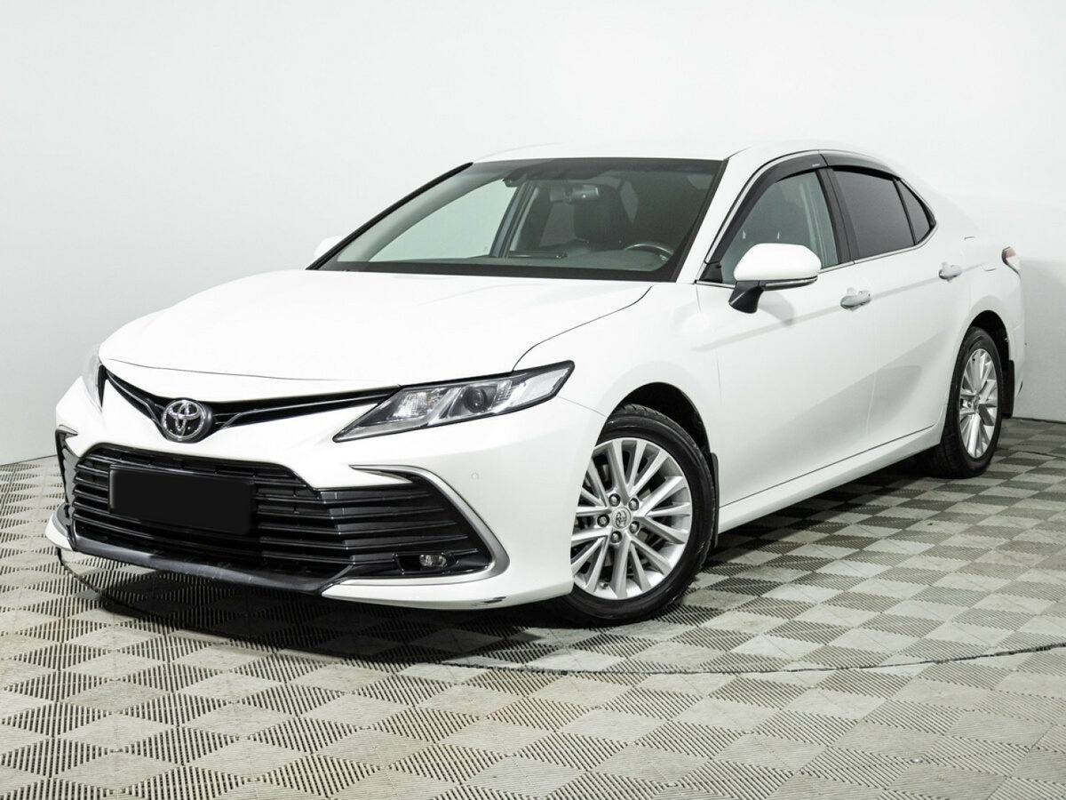 Toyota Camry с пробегом — 2021 год. Посмотреть фото