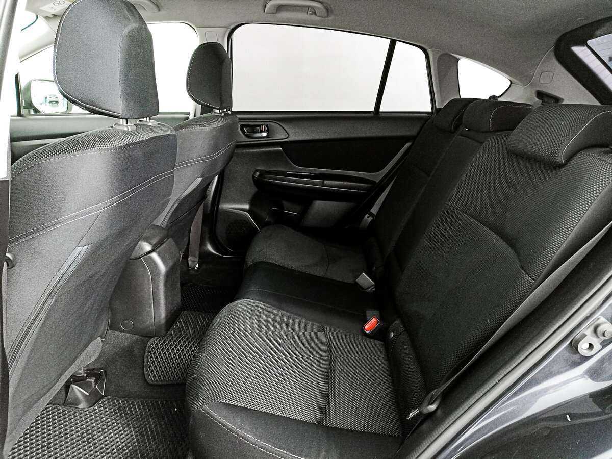 Subaru XV с пробегом — 2014 год. Фото: #9