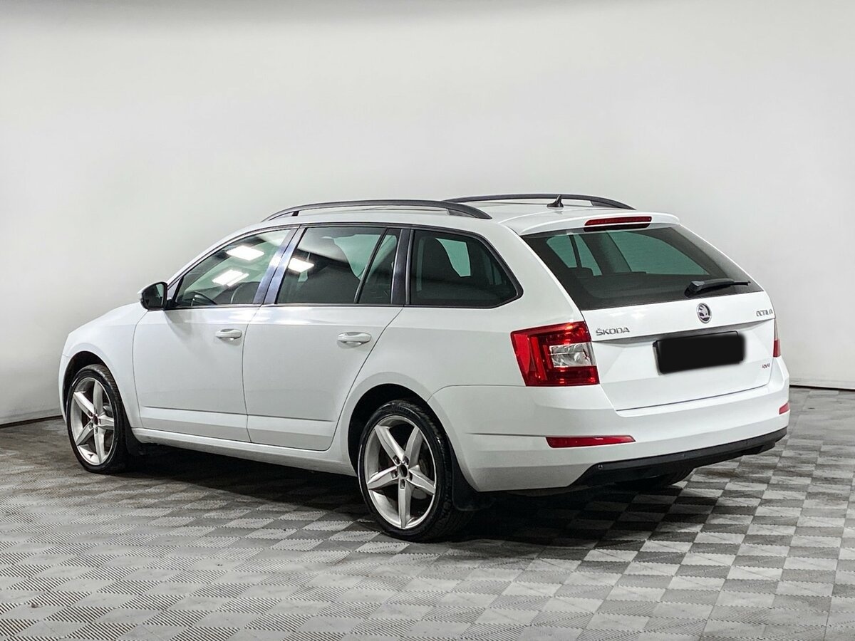 Skoda Octavia с пробегом — 2015 год. Фото: #5