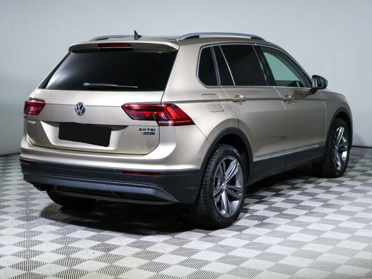 Volkswagen Tiguan с пробегом — 2017 год. Фото: #3