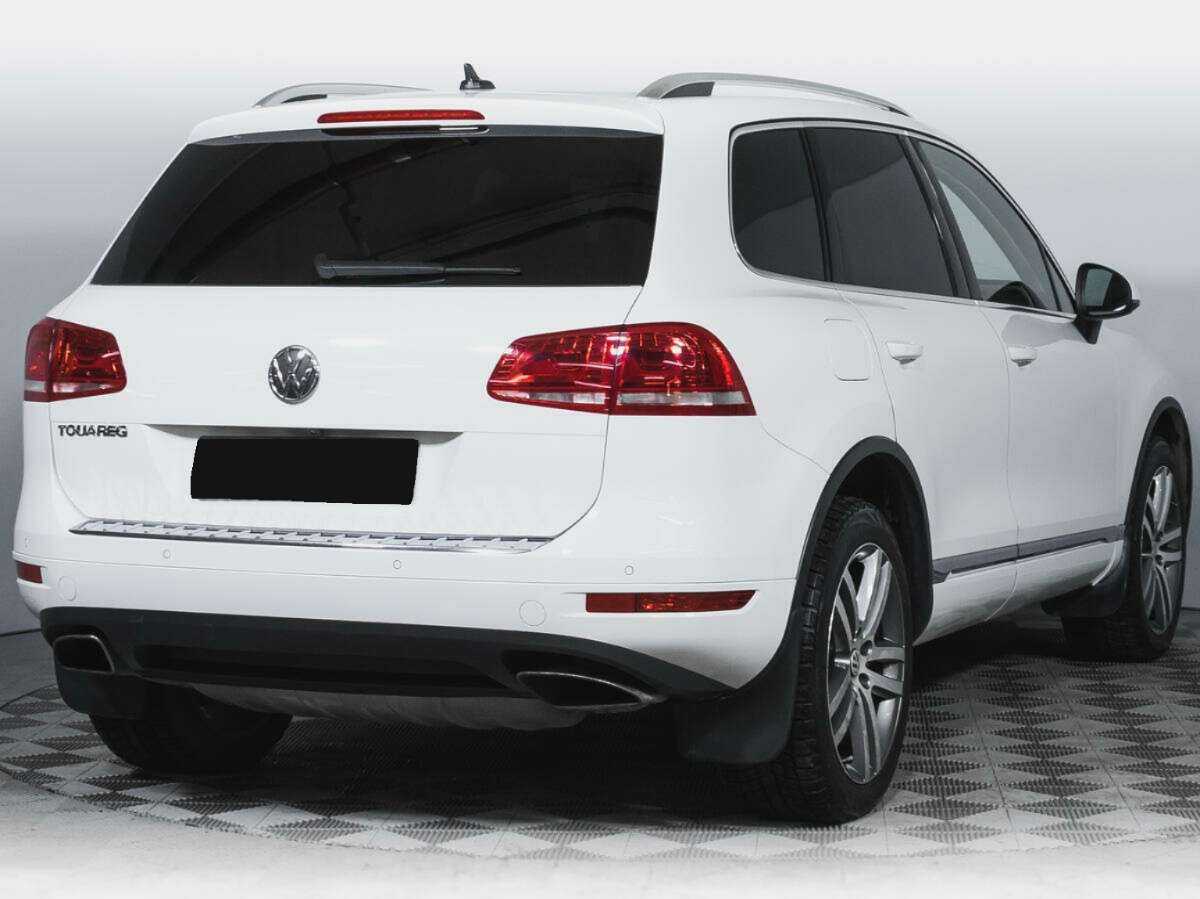 Volkswagen Touareg с пробегом — 2014 год. Фото: #5